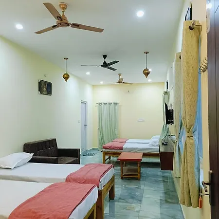 Hilltop Heaven Yelagiri Exterior photo
